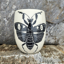 Load image into Gallery viewer, Mantis cup, large