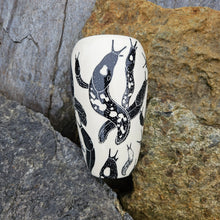 Load image into Gallery viewer, Slug vase