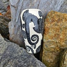 Load image into Gallery viewer, Ammonoid vase