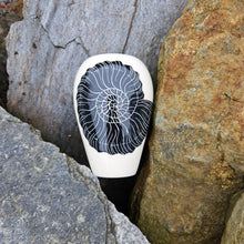 Load image into Gallery viewer, Ammonite vase