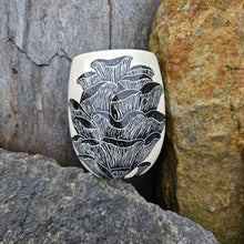 Load image into Gallery viewer, Oyster mushroom cup, large