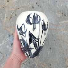 Load image into Gallery viewer, Glacier lily vase

