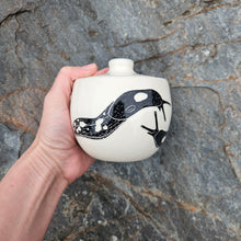 Load image into Gallery viewer, Slug jar
