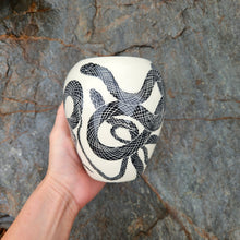 Load image into Gallery viewer, Snake vase
