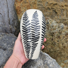 Load image into Gallery viewer, Fern vase
