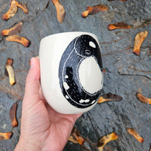 Load image into Gallery viewer, Slug cup, large
