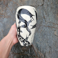 Load image into Gallery viewer, Slug vase
