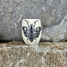 Load image into Gallery viewer, Mantis cup, large
