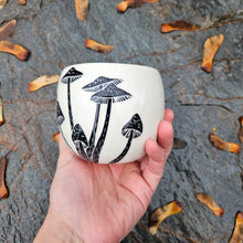 Load image into Gallery viewer, Mushroom cup, medium
