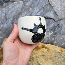 Load image into Gallery viewer, Vertebra cup, medium
