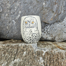 Load image into Gallery viewer, Snowy owl cup, large
